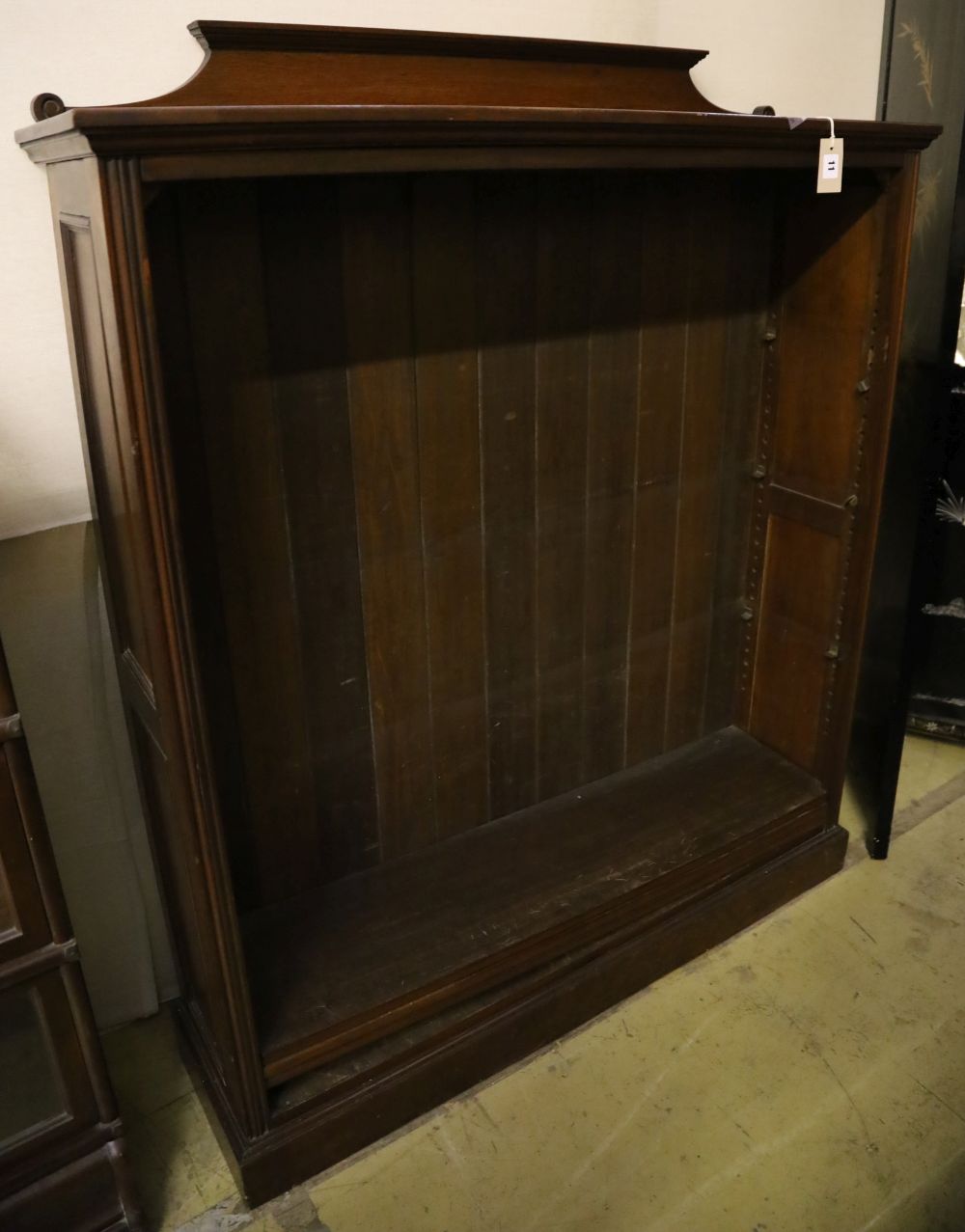 A Victorian oak open bookcase, width 121cm, depth 33cm, height 150cm